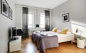 Kotimaailma Apartments Kamppi - Tilava, 2 makuuhuonetta - Rauhallinen, valoisa&täysin varusteltu